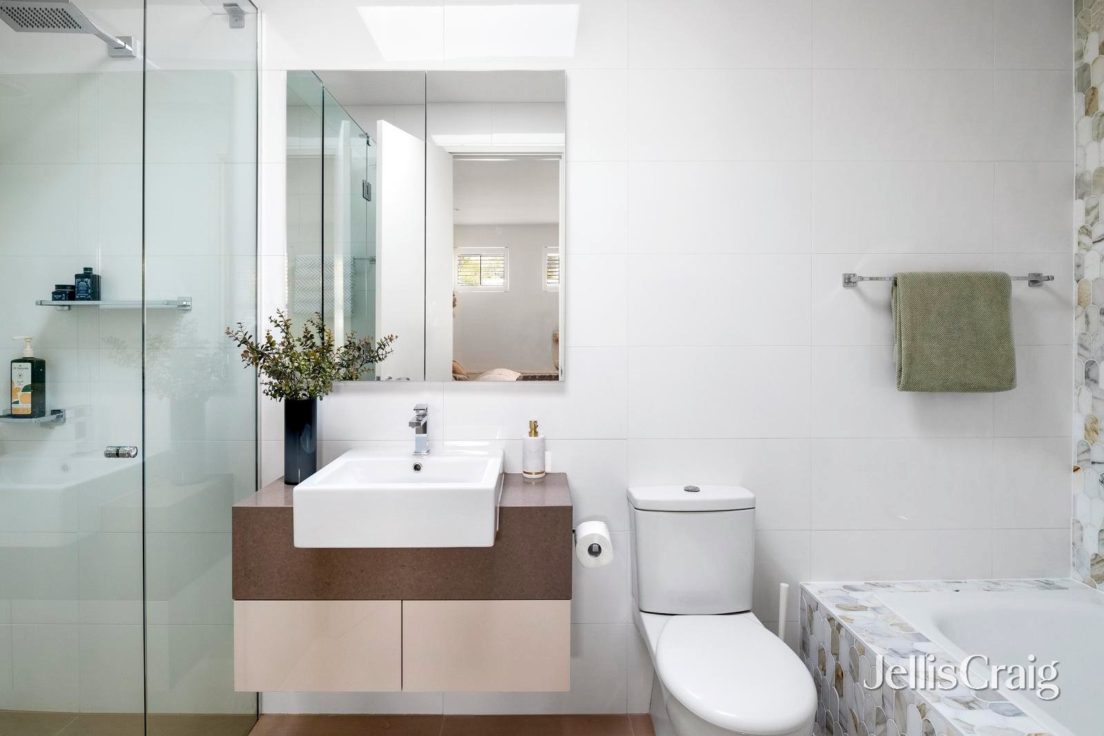 3/128 North Road, Brighton image 10