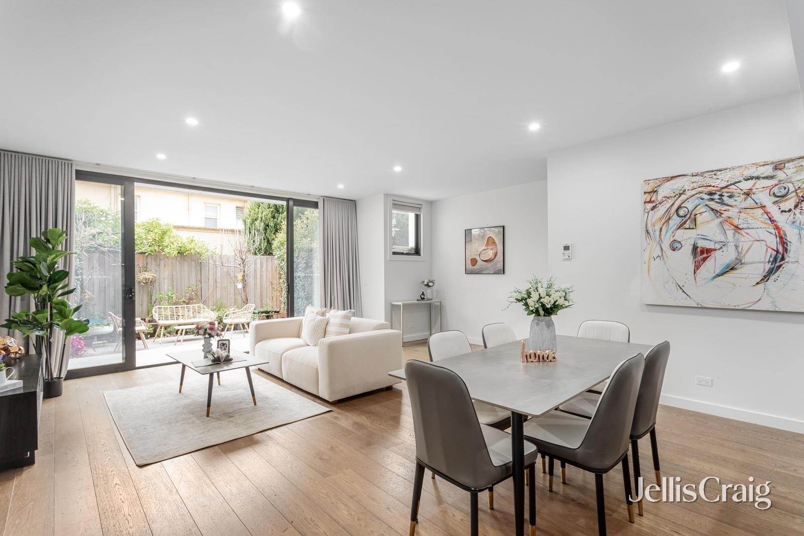 3/1289 Burke Road, Kew image 1