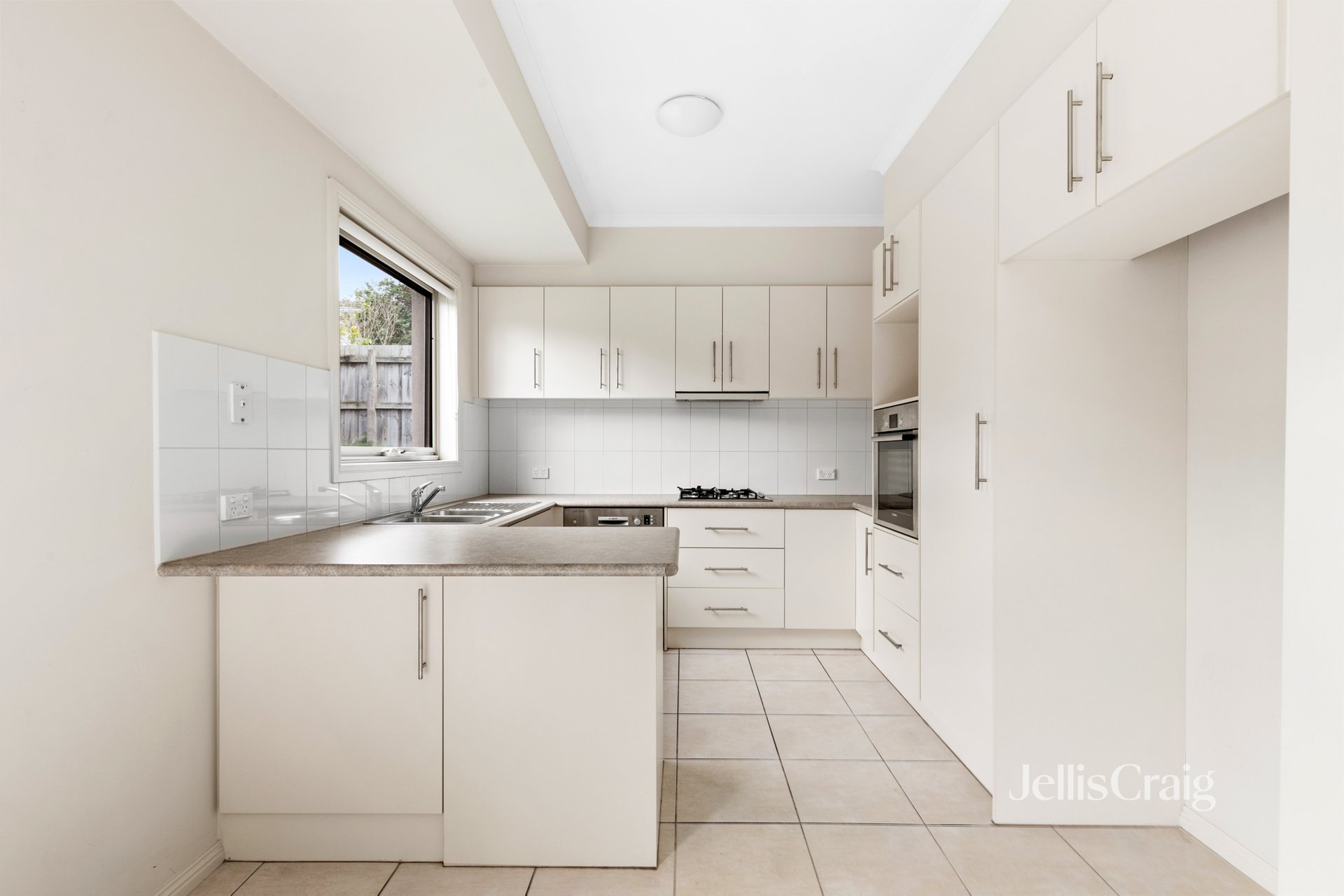 3/129 Mountain View Road, Briar&nbsp;Hill image 3