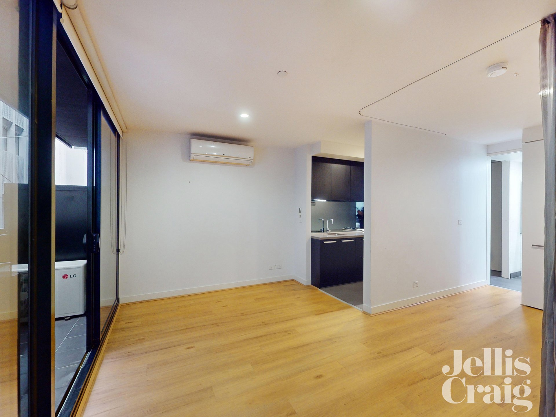 312/97 Flemington Road, North&nbsp;Melbourne image 8