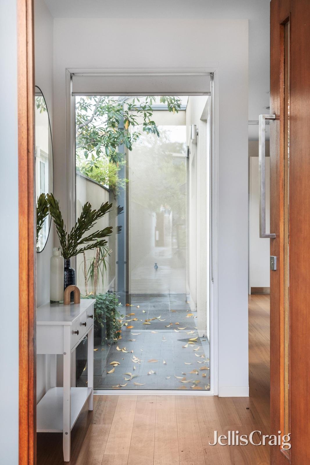 3/13 Beavis Street, Elsternwick image 2