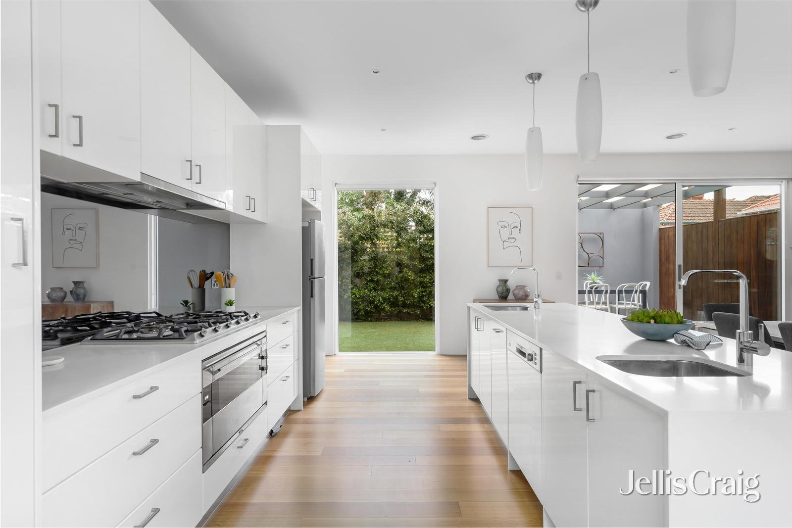 3/13 Beavis Street, Elsternwick image 5