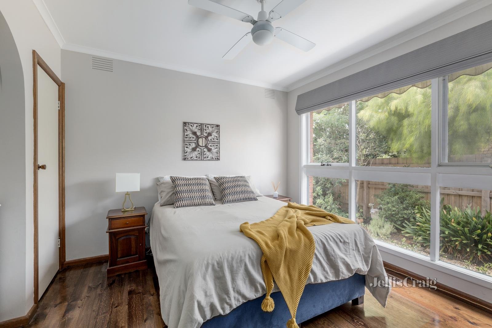 3/13 Callanish Road, Camberwell image 5