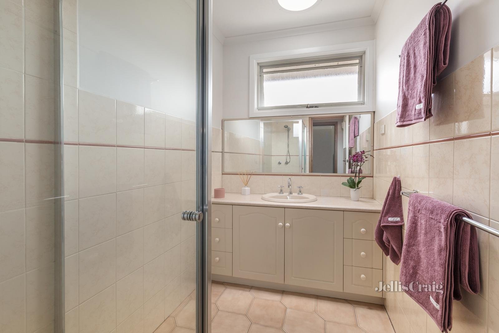 3/13 Callanish Road, Camberwell image 6
