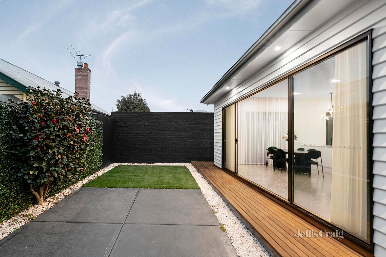 313 Douglas Parade, Newport image 15