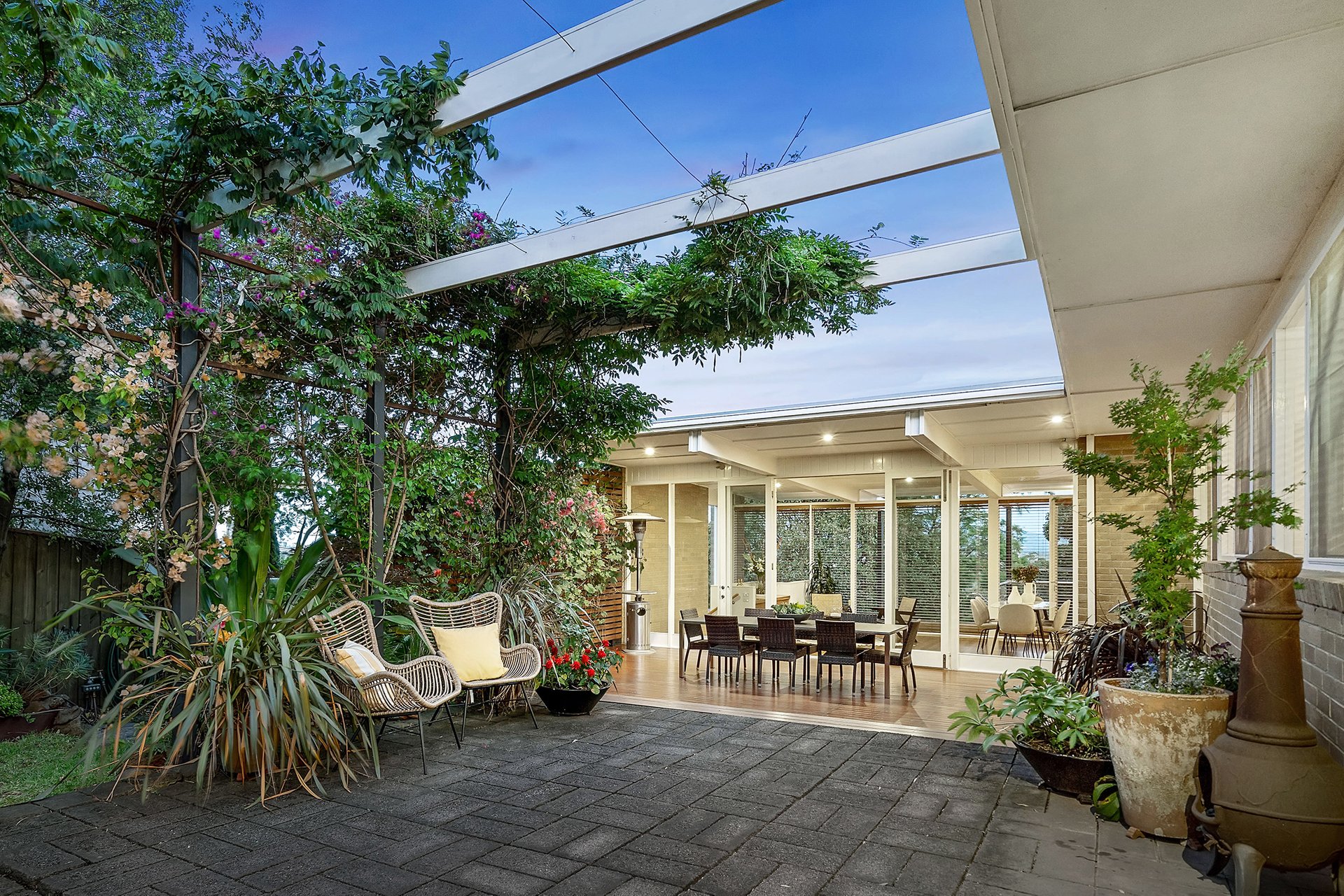 313 Gallaghers Road, Glen Waverley image 16