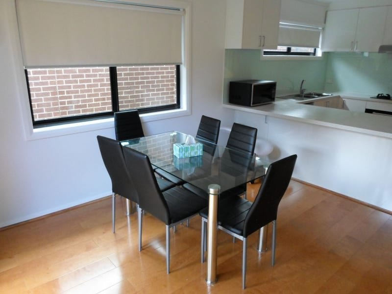 3/13 Garden Avenue, Mitcham image 2