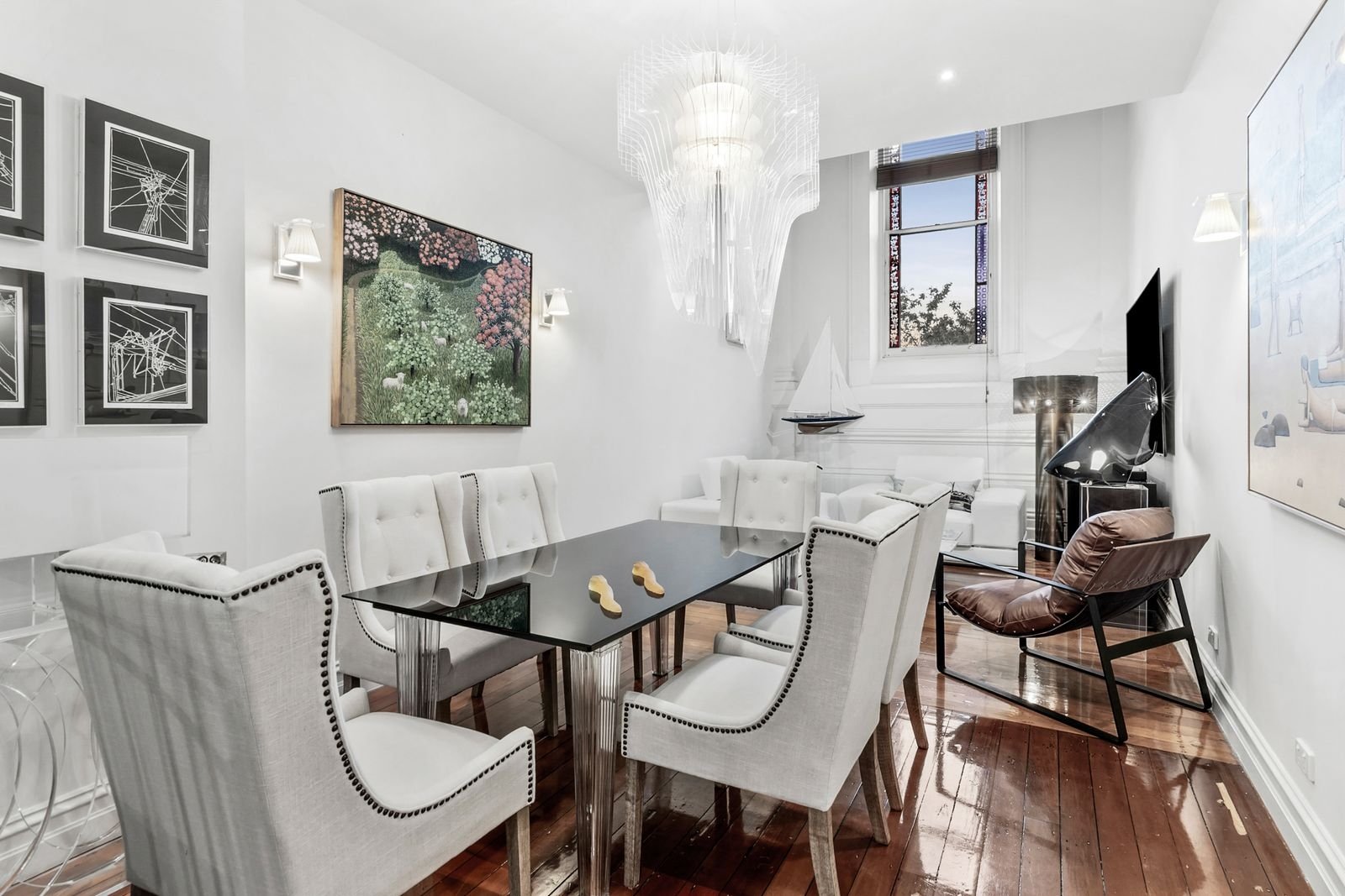 Property Gallery Thumbnail 3