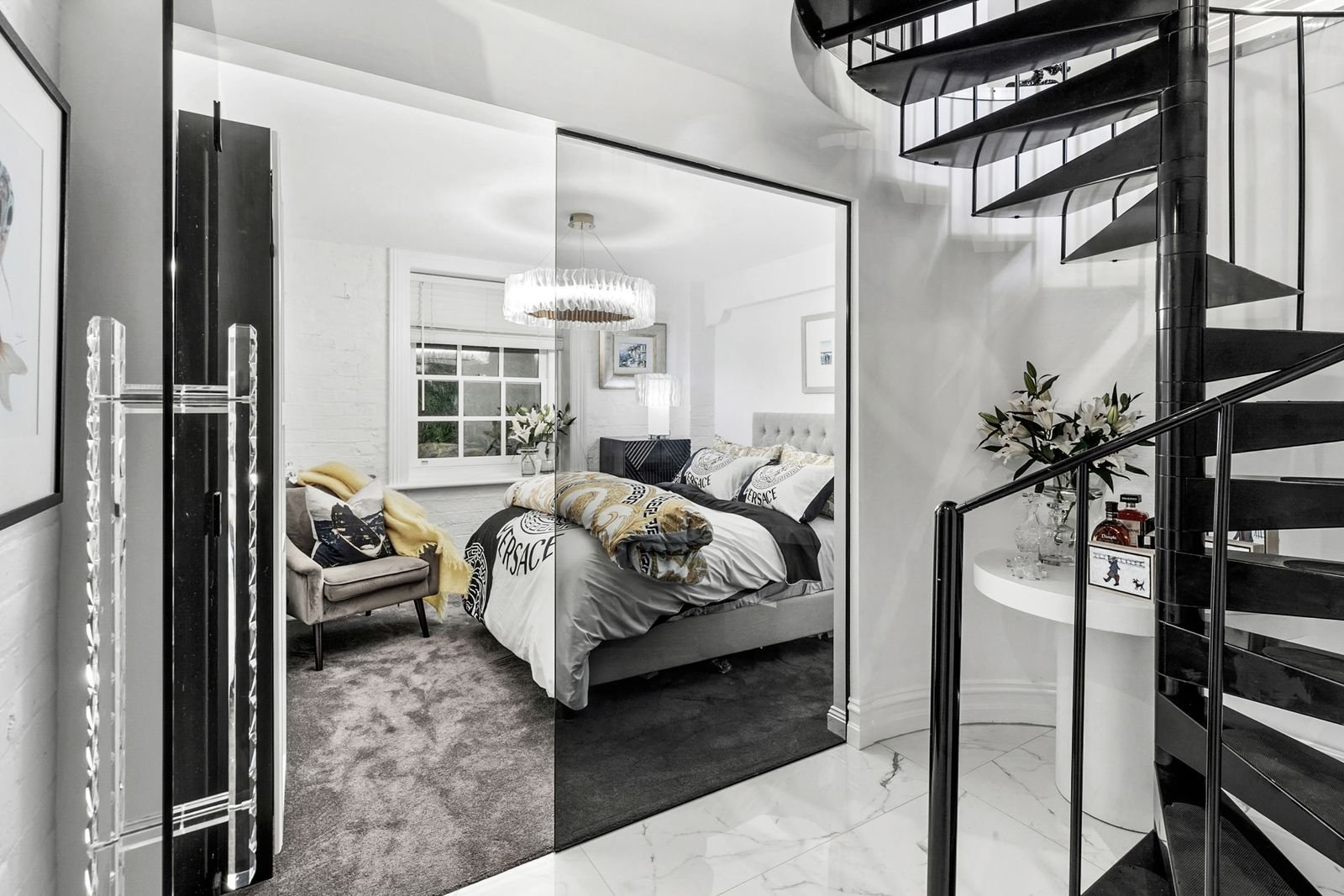 Property Gallery Thumbnail 12