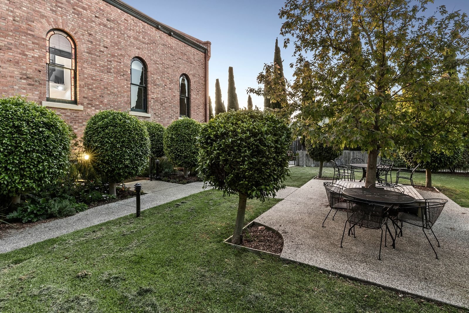 Property Gallery Thumbnail 16