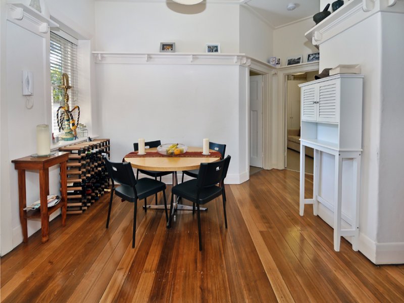 3/13 Loch Street, St Kilda West image 4