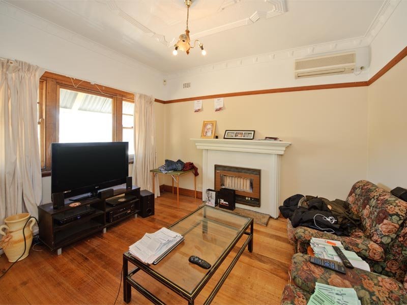313 Mitcham Road, Mitcham image 2