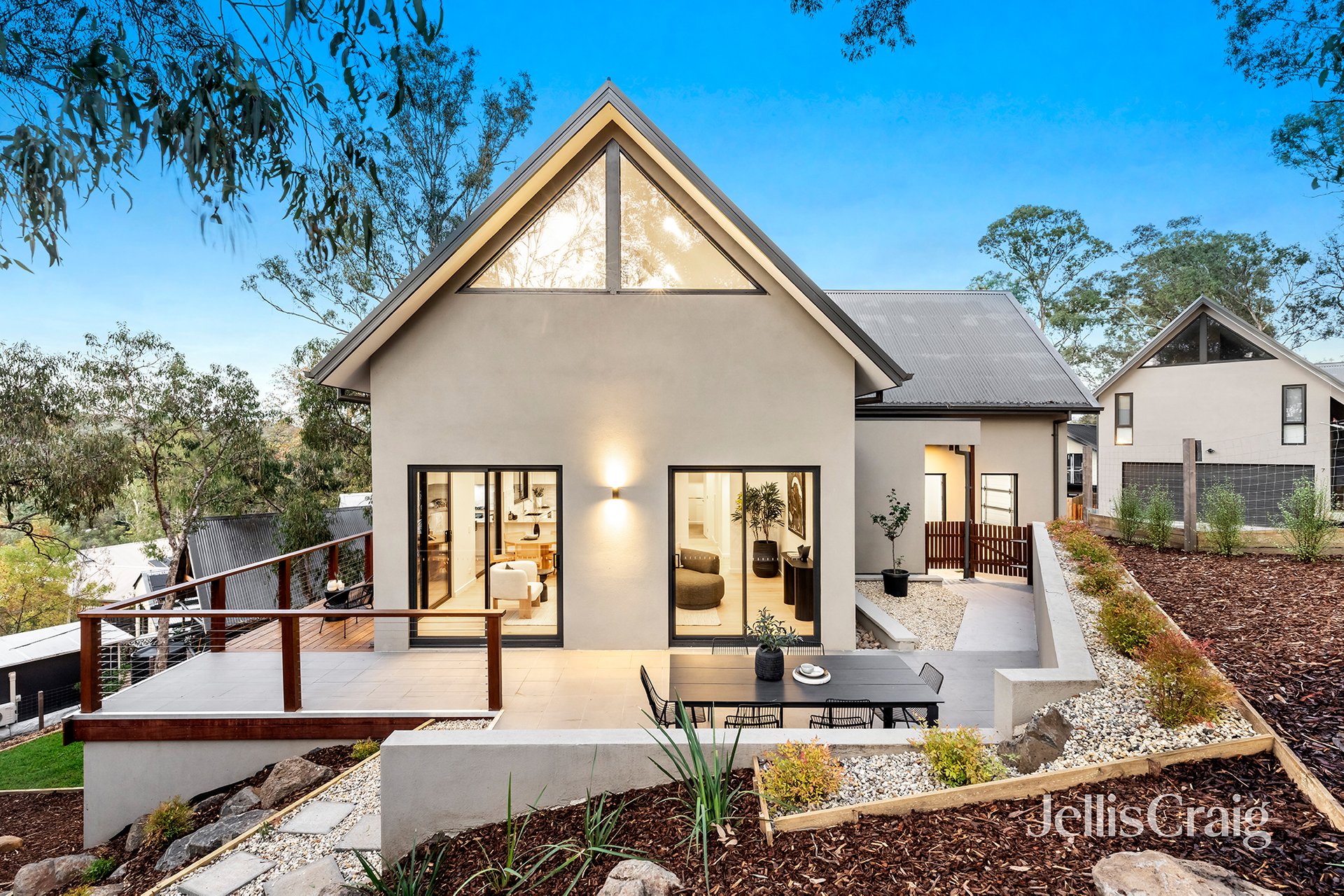 3/13 Piper Crescent, Eltham image 1
