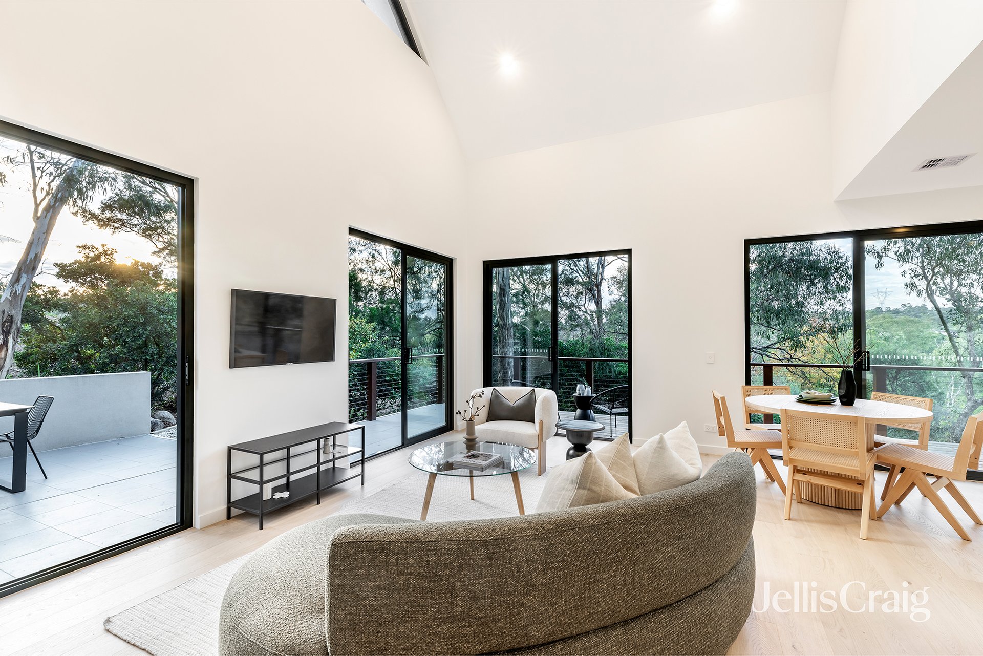 3/13 Piper Crescent, Eltham image 5