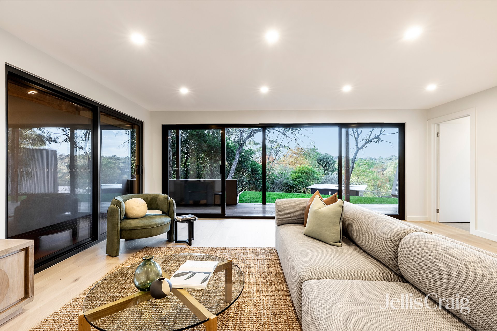 3/13 Piper Crescent, Eltham image 7
