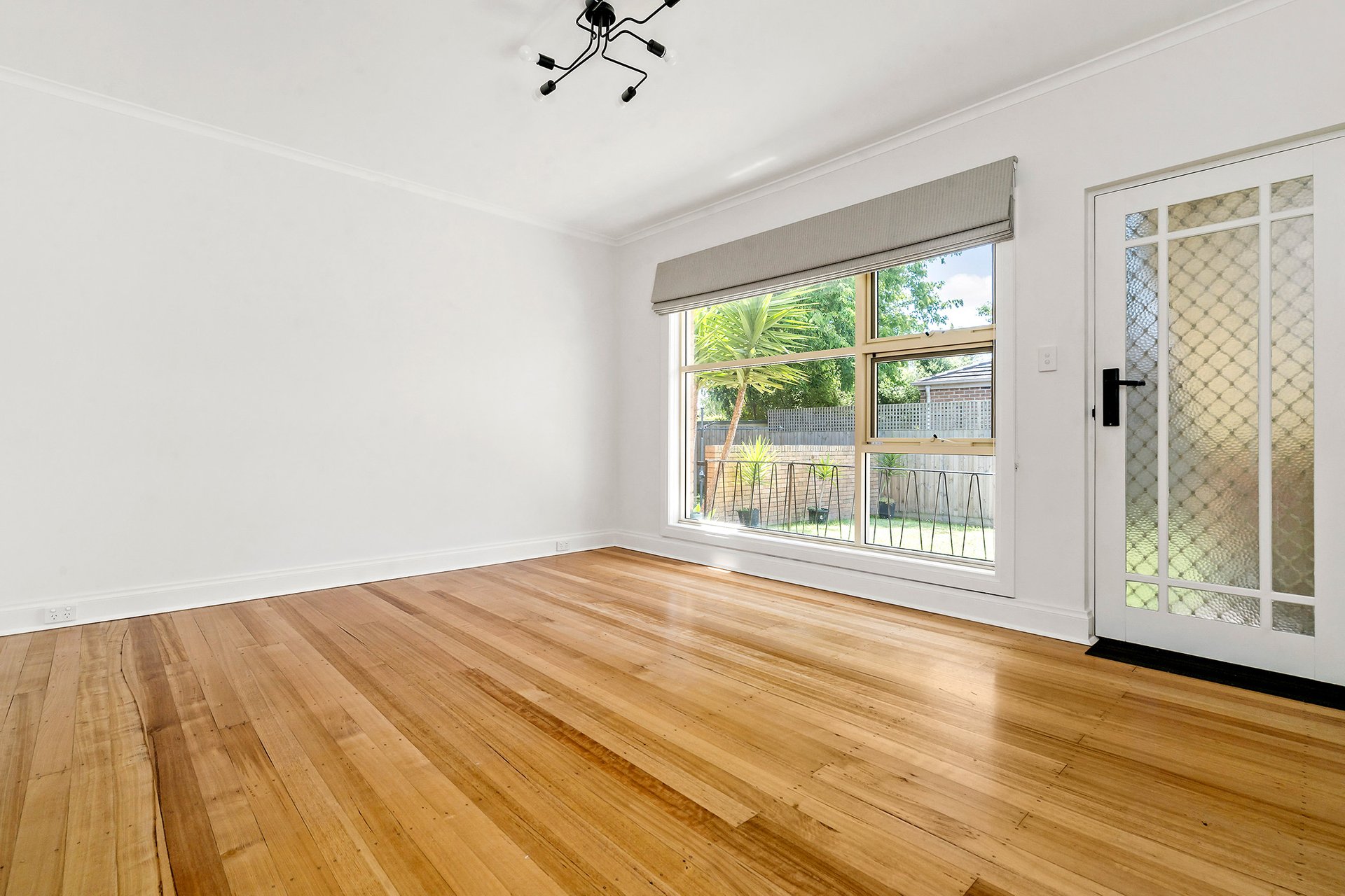 3/13 Scheele Street, Surrey Hills image 3