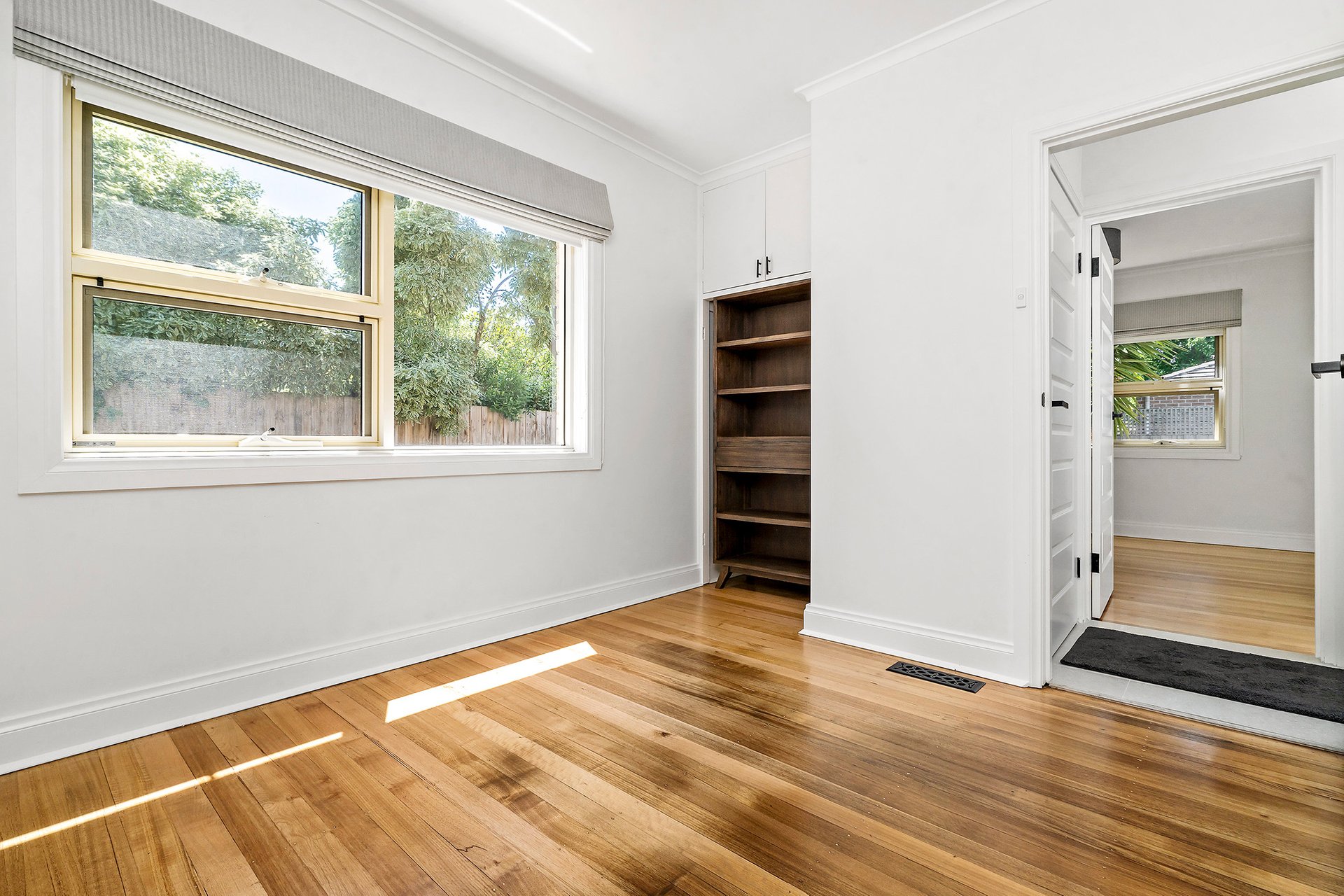 3/13 Scheele Street, Surrey Hills image 6