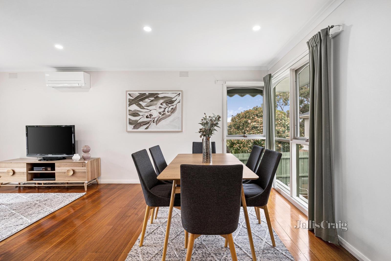 3/13 St Johns Wood Road, Mount Waverley image 3