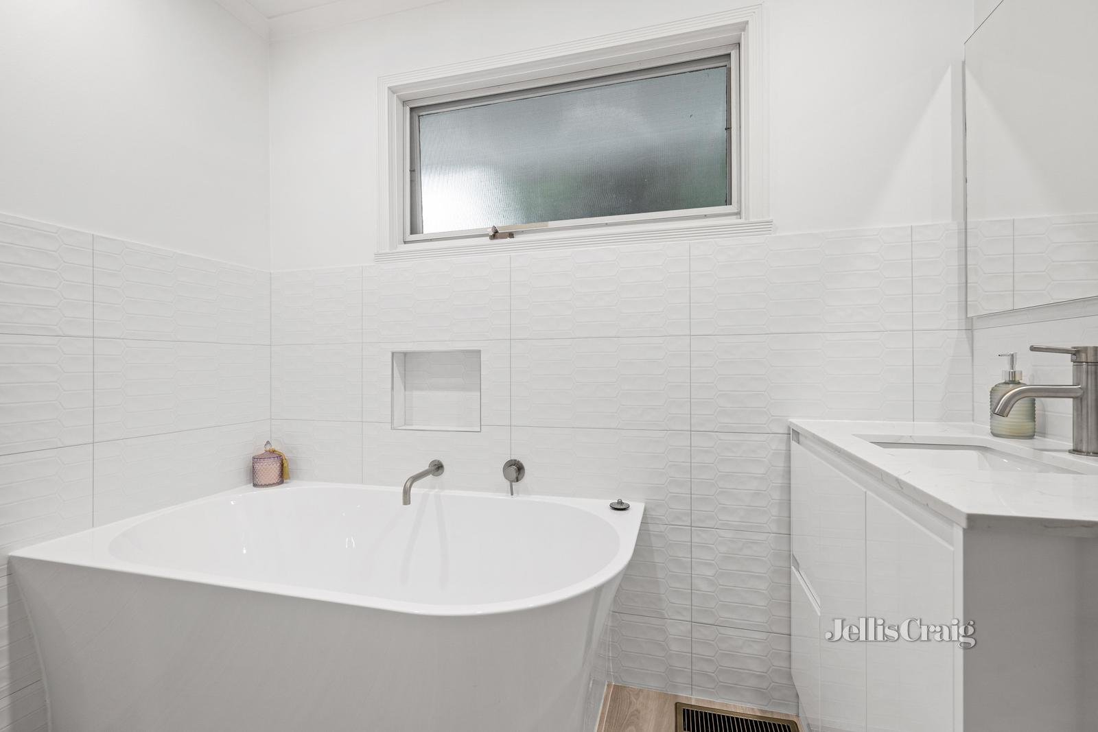 3/13 St Johns Wood Road, Mount Waverley image 9