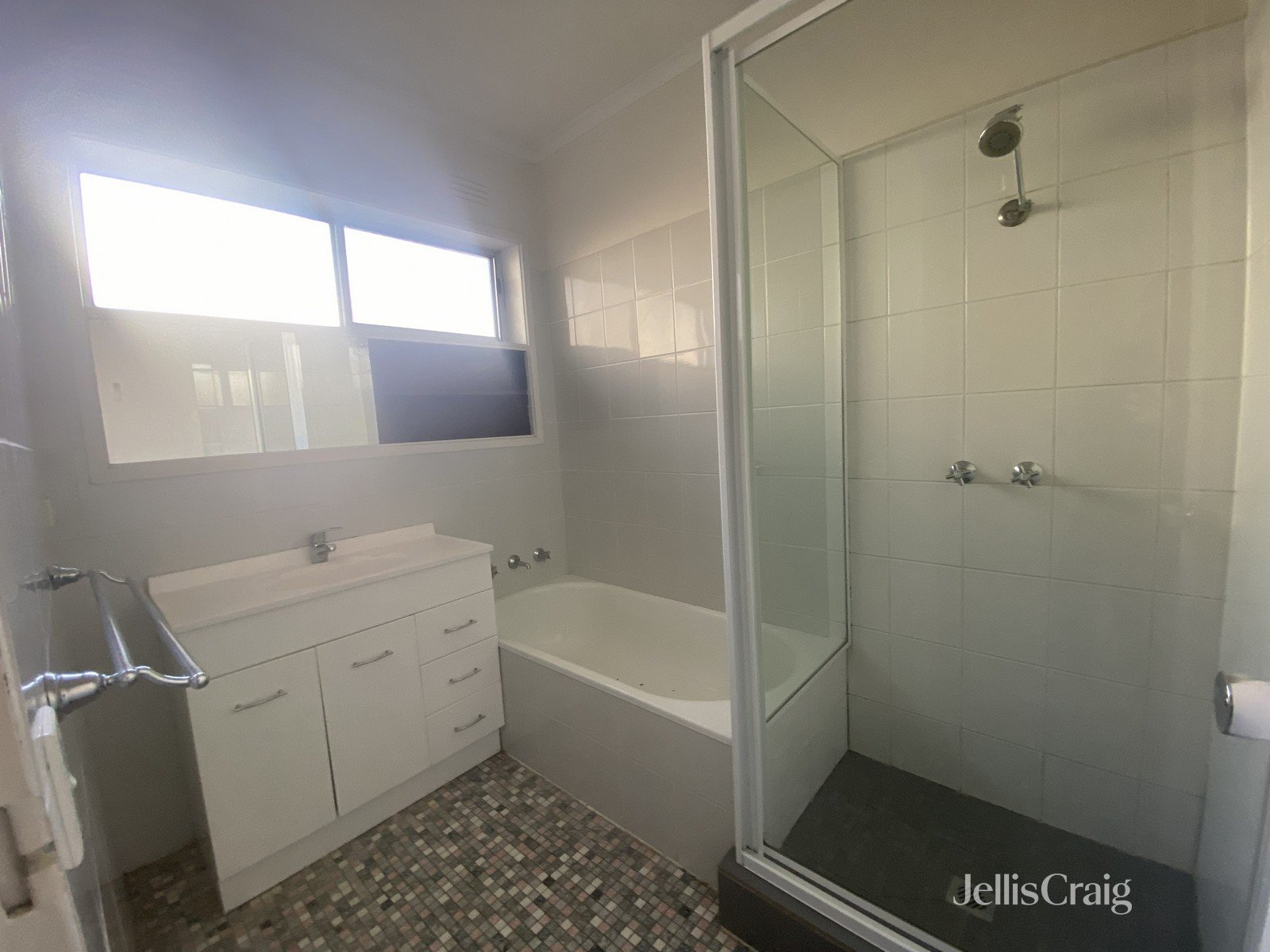 3/13 Strettle Street, Thornbury image 5
