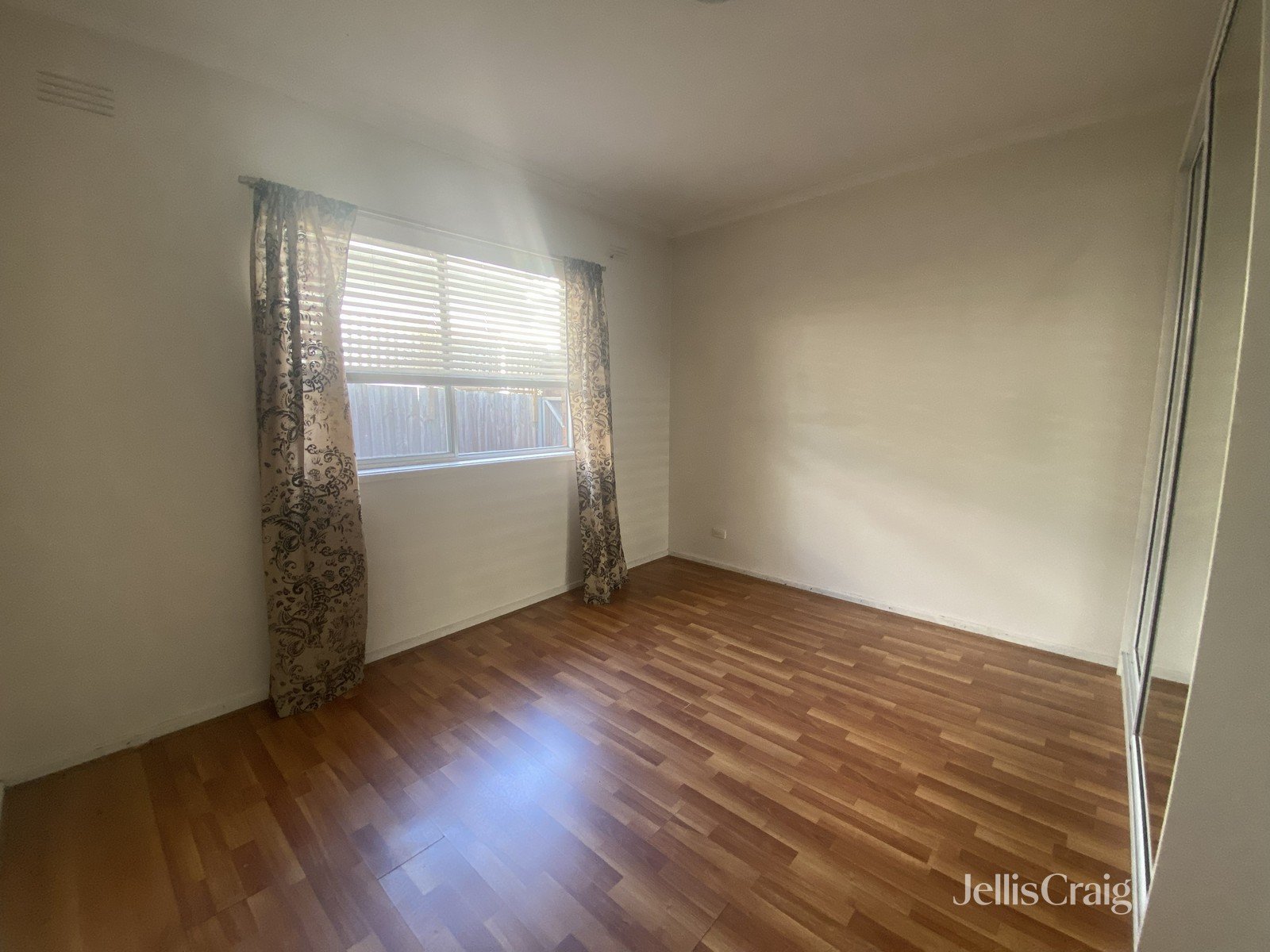 3/13 Strettle Street, Thornbury image 3
