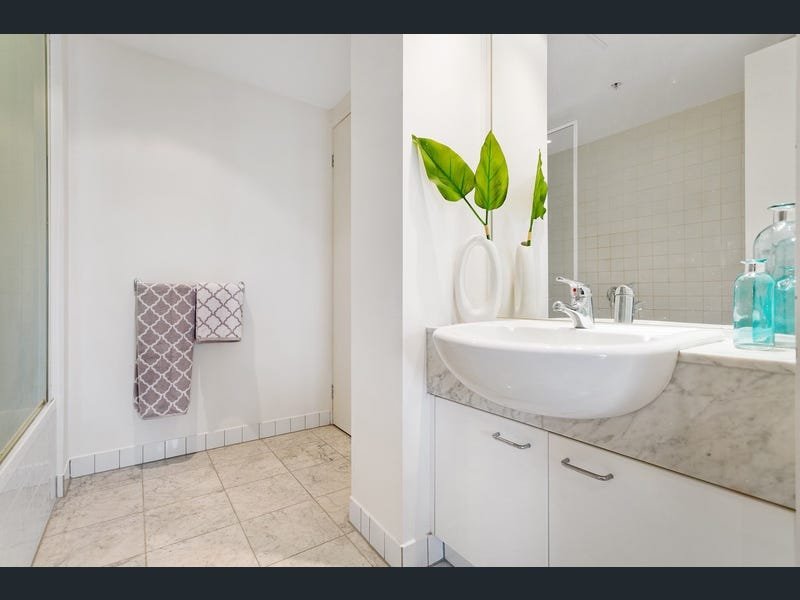 313 / 102-118 Camberwell Road HAWTHORN EAST