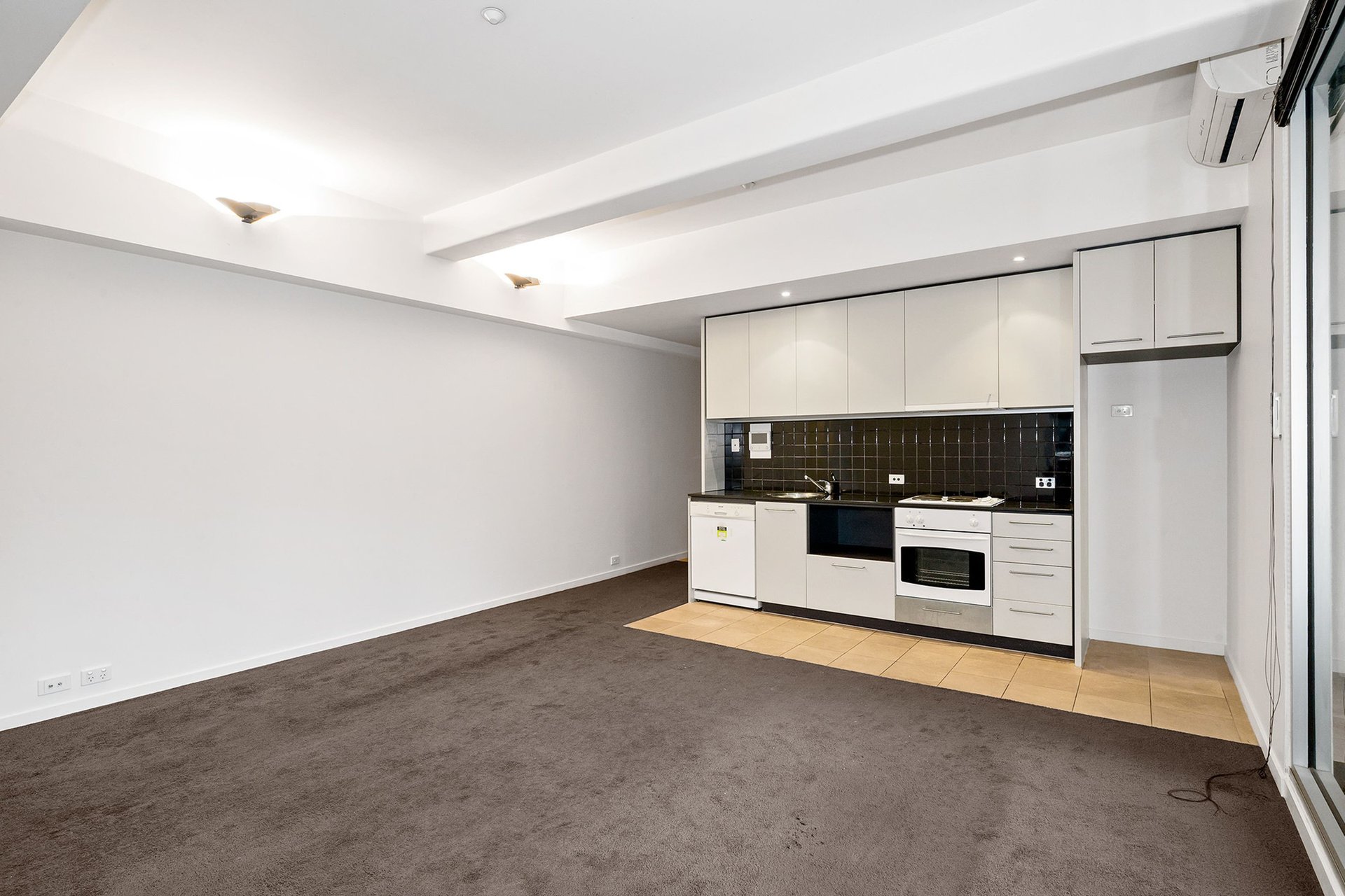 313/140 Little Collins Street, Melbourne image 3