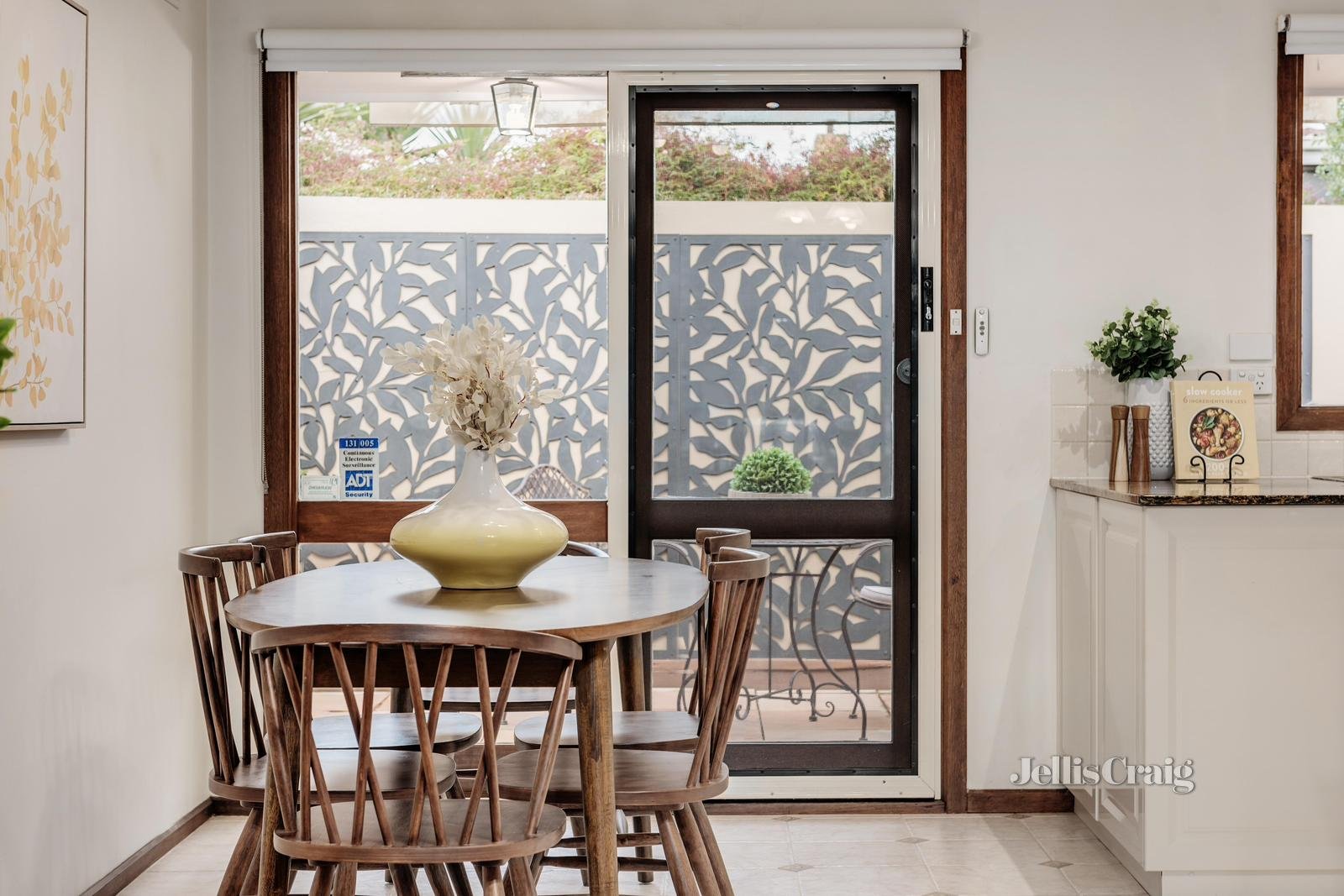 3/134 Bignell Road, Bentleigh East image 5