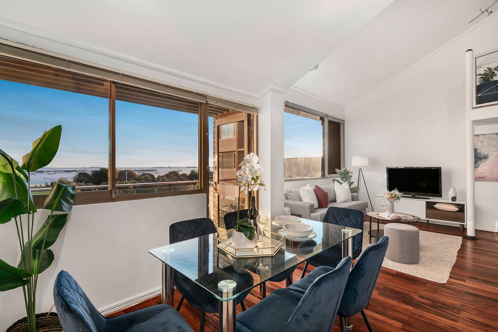 Property Gallery Thumbnail 3