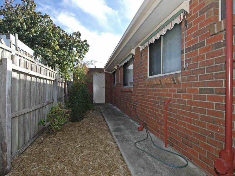 3/135 Minerva Road, Herne Hill image 6