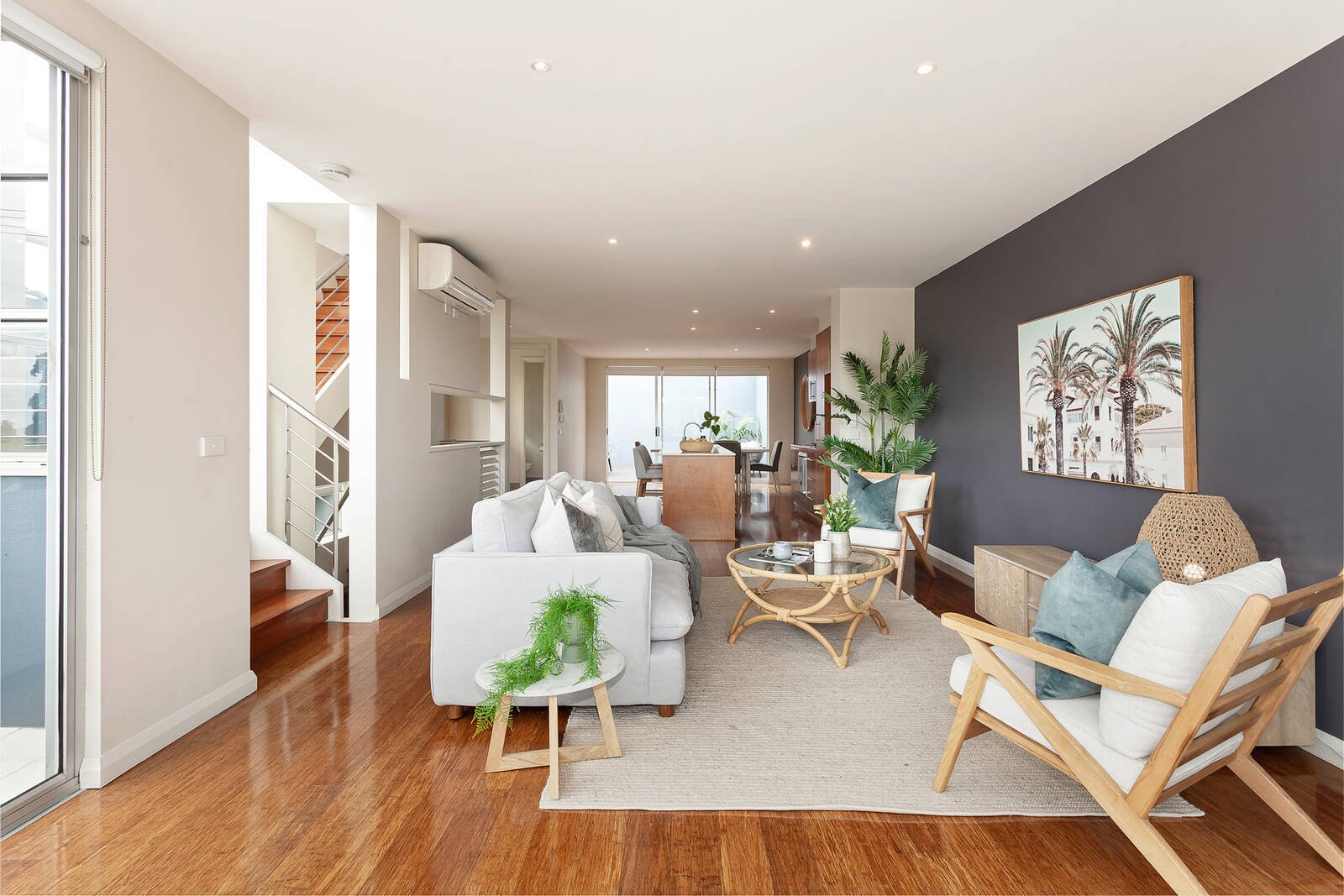 Property Gallery Thumbnail 8