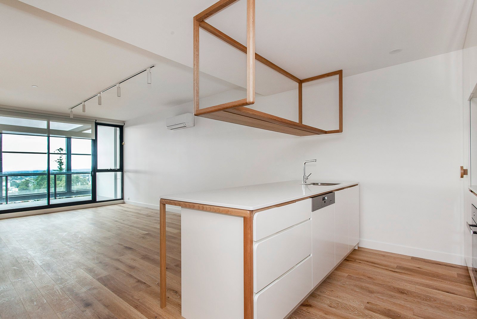 Property Gallery Thumbnail 4