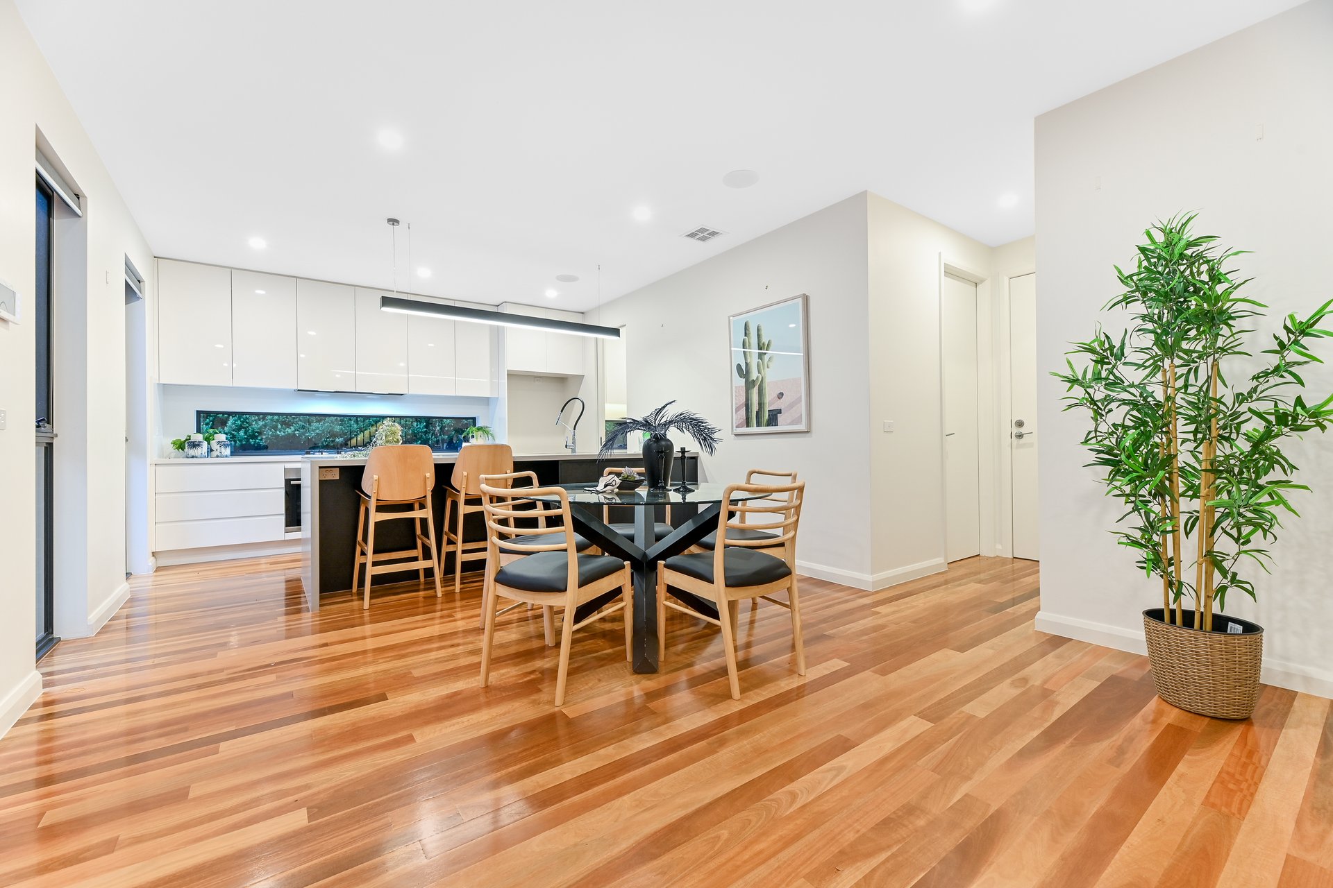 3/14 Adrienne Crescent, Mount Waverley image 5