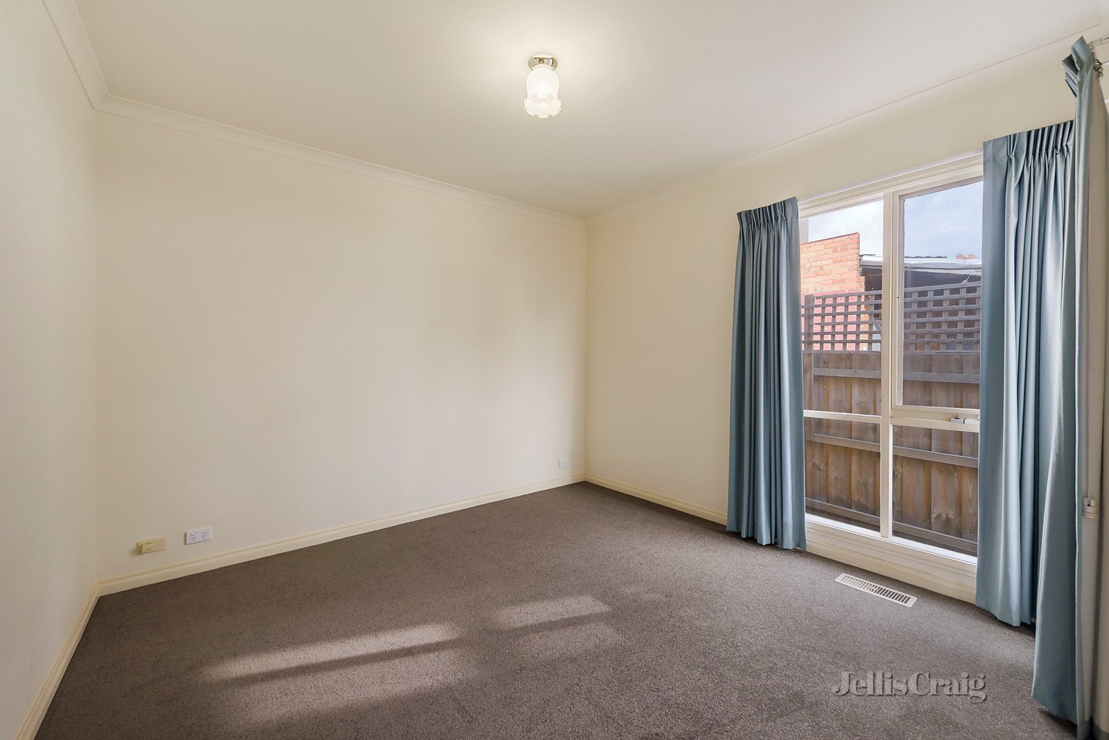 3/14 Bleazby Street, Bentleigh image 6