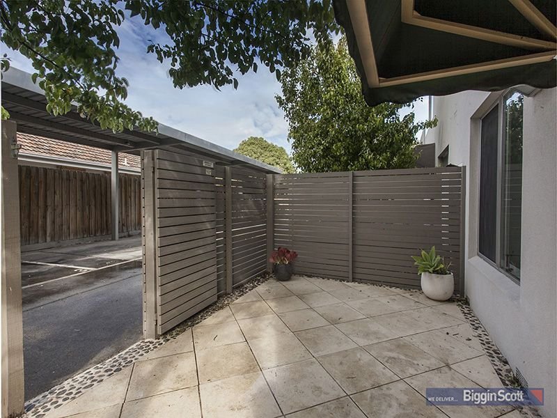 3/14 Jurga Court, Seaholme image 2