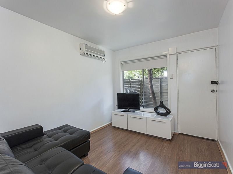3/14 Jurga Court, Seaholme image 4