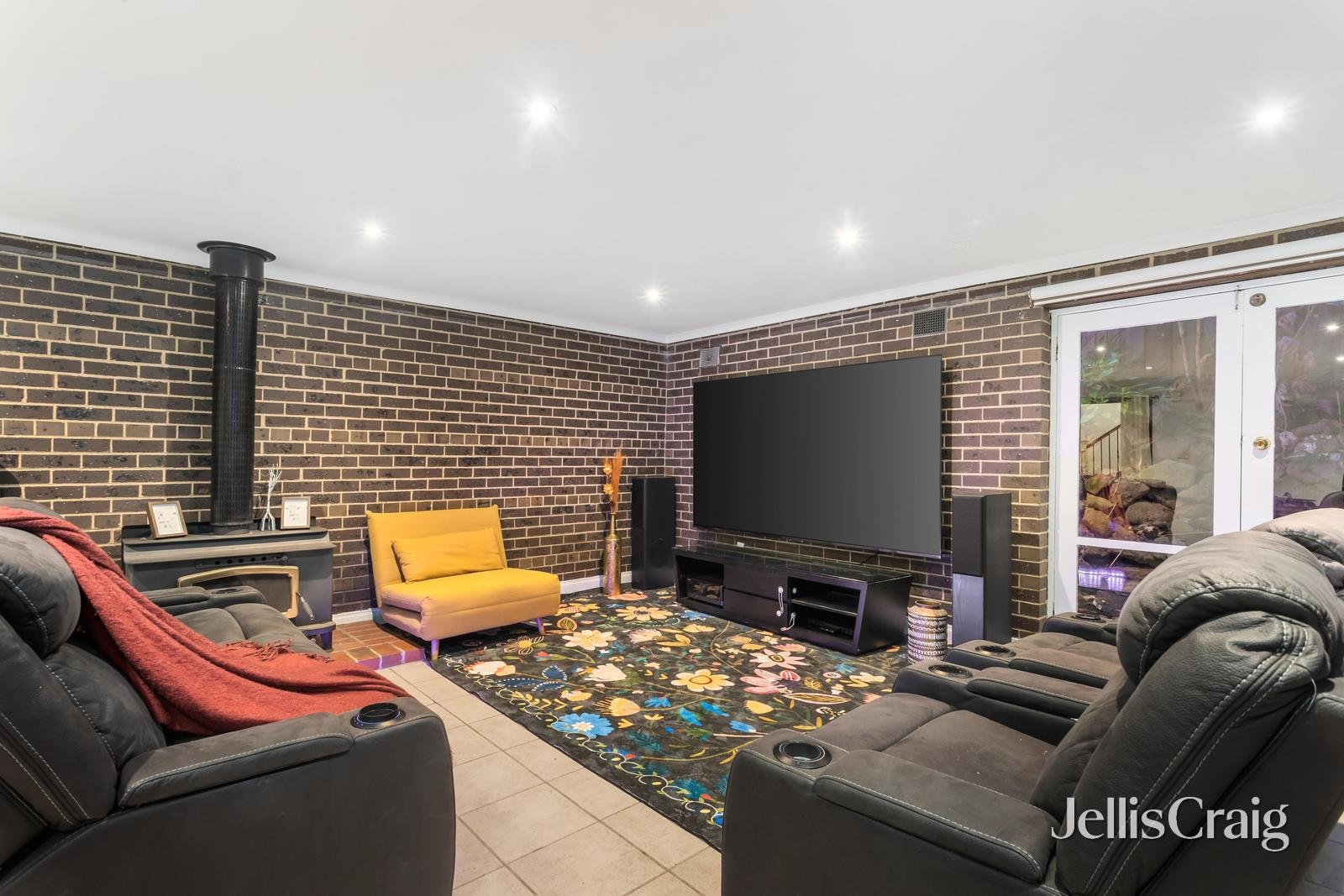 314 Lawrence Road, Mount&nbsp;Waverley image 8