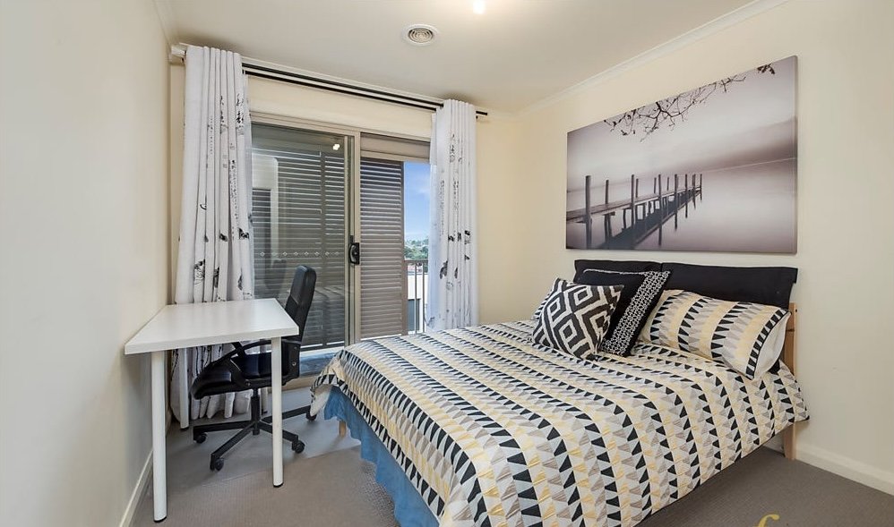 3/14 McCubbin Street, Burwood image 4