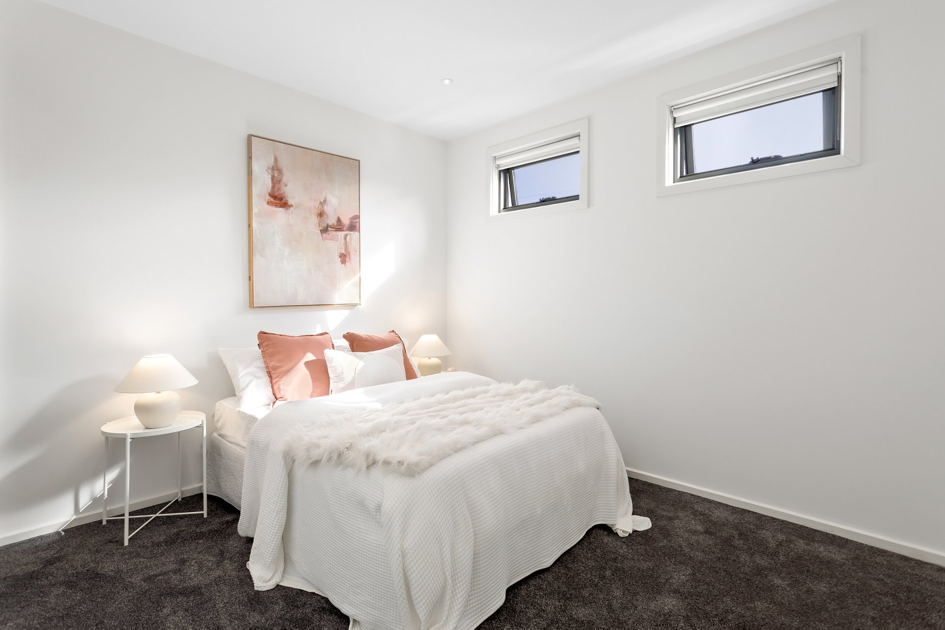 Property Gallery Thumbnail 9