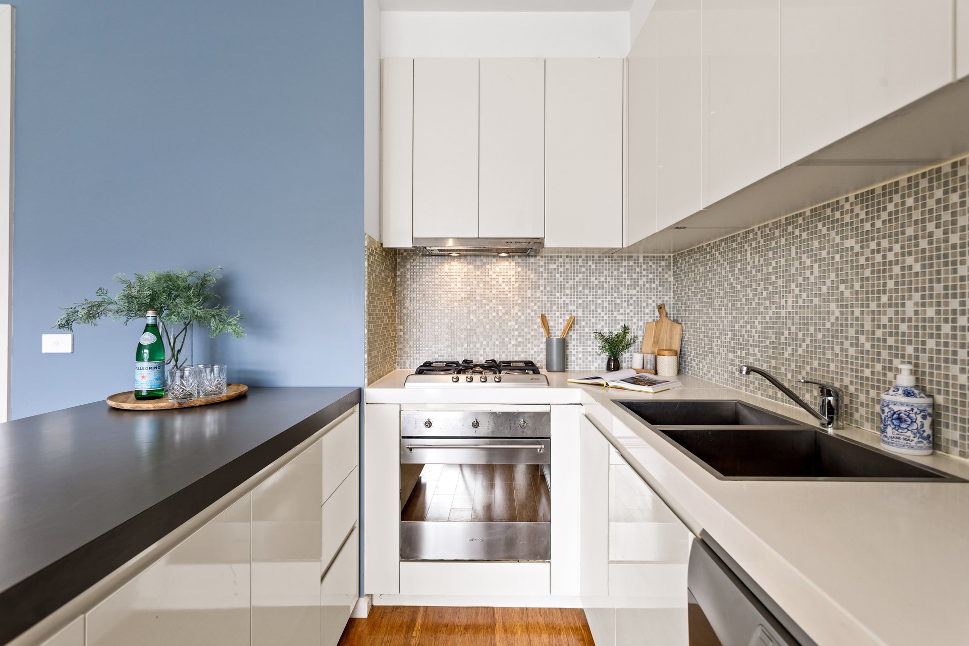 Property Gallery Thumbnail 3