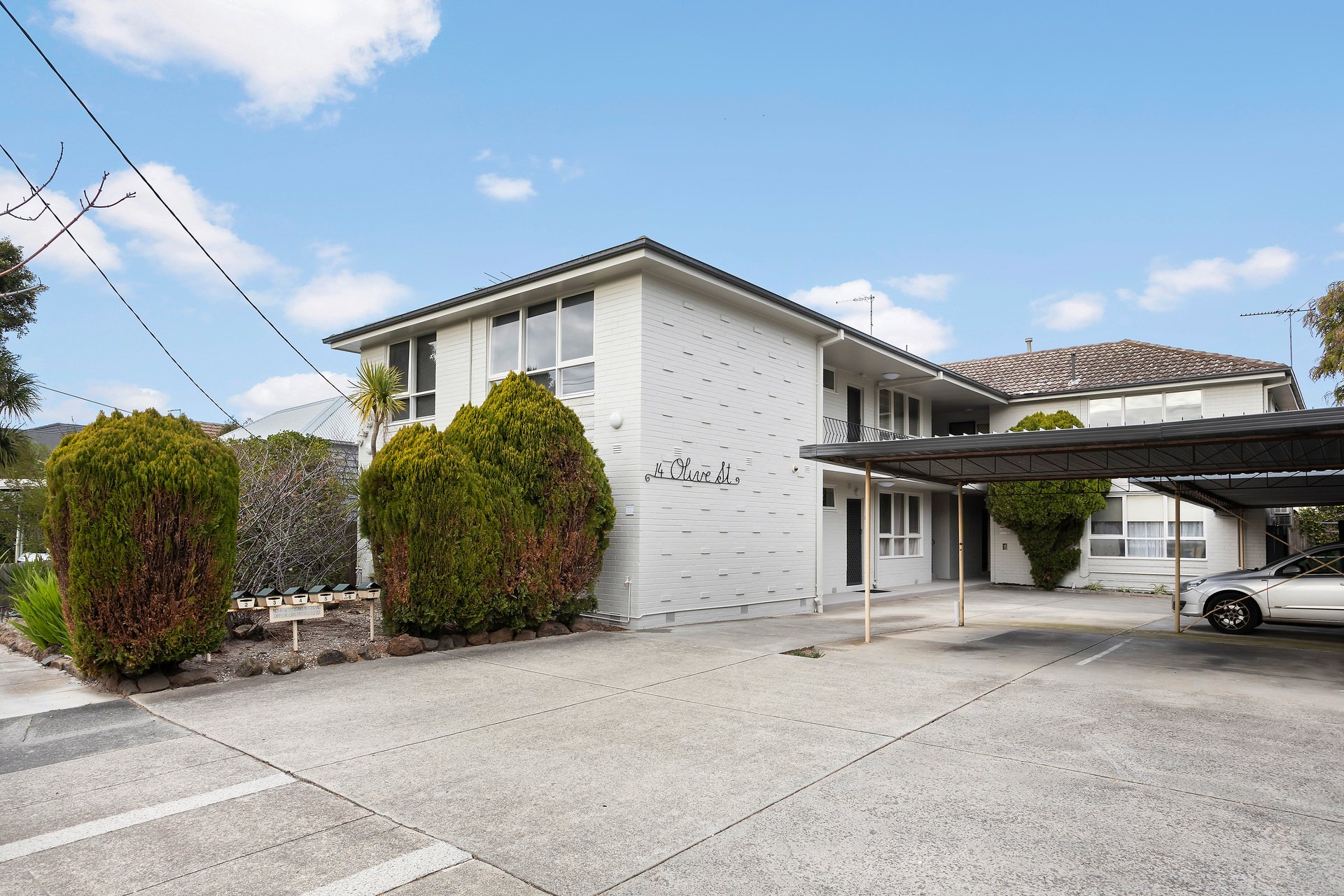 Property Gallery - Main Image