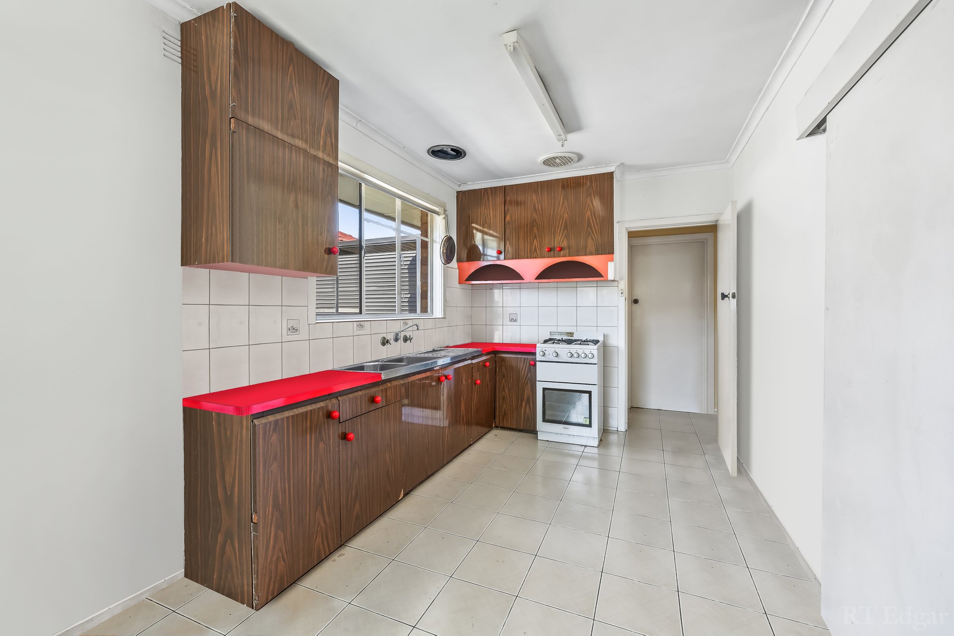 Property Gallery Thumbnail 4