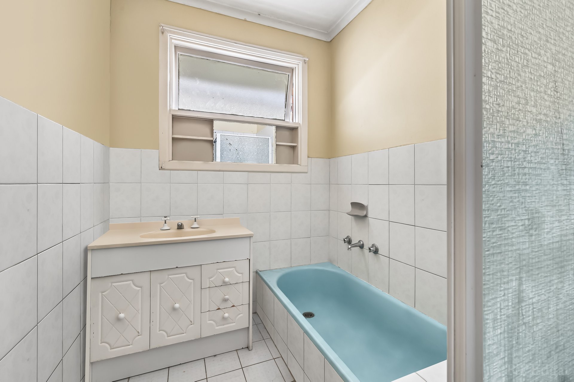 Property Gallery Thumbnail 6