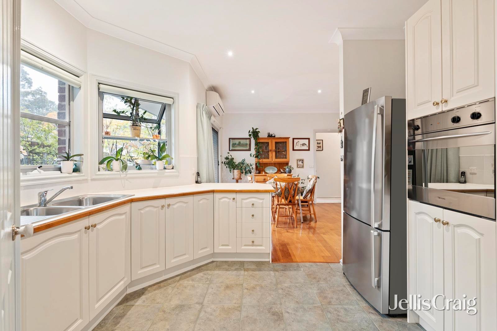 3/14 Ryland Avenue, Croydon image 2