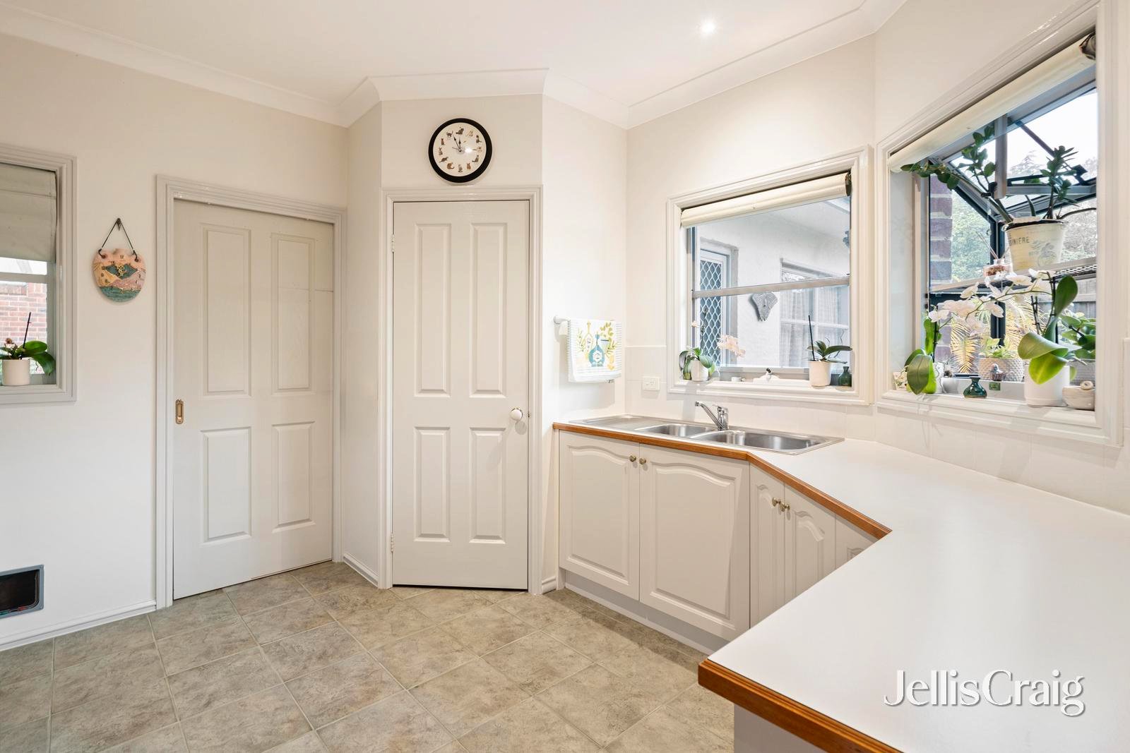 3/14 Ryland Avenue, Croydon image 3