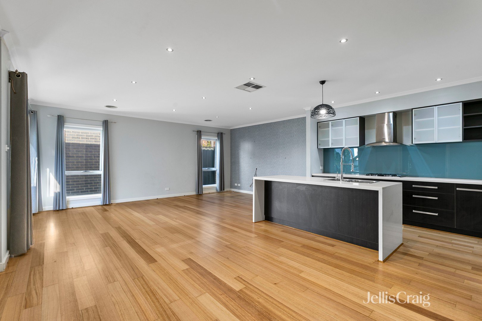 3/14 Saltley Street, South Kingsville image 1