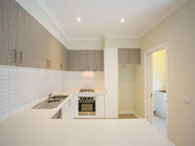 3/14 Shakespeare Avenue, Mount Helen image 2