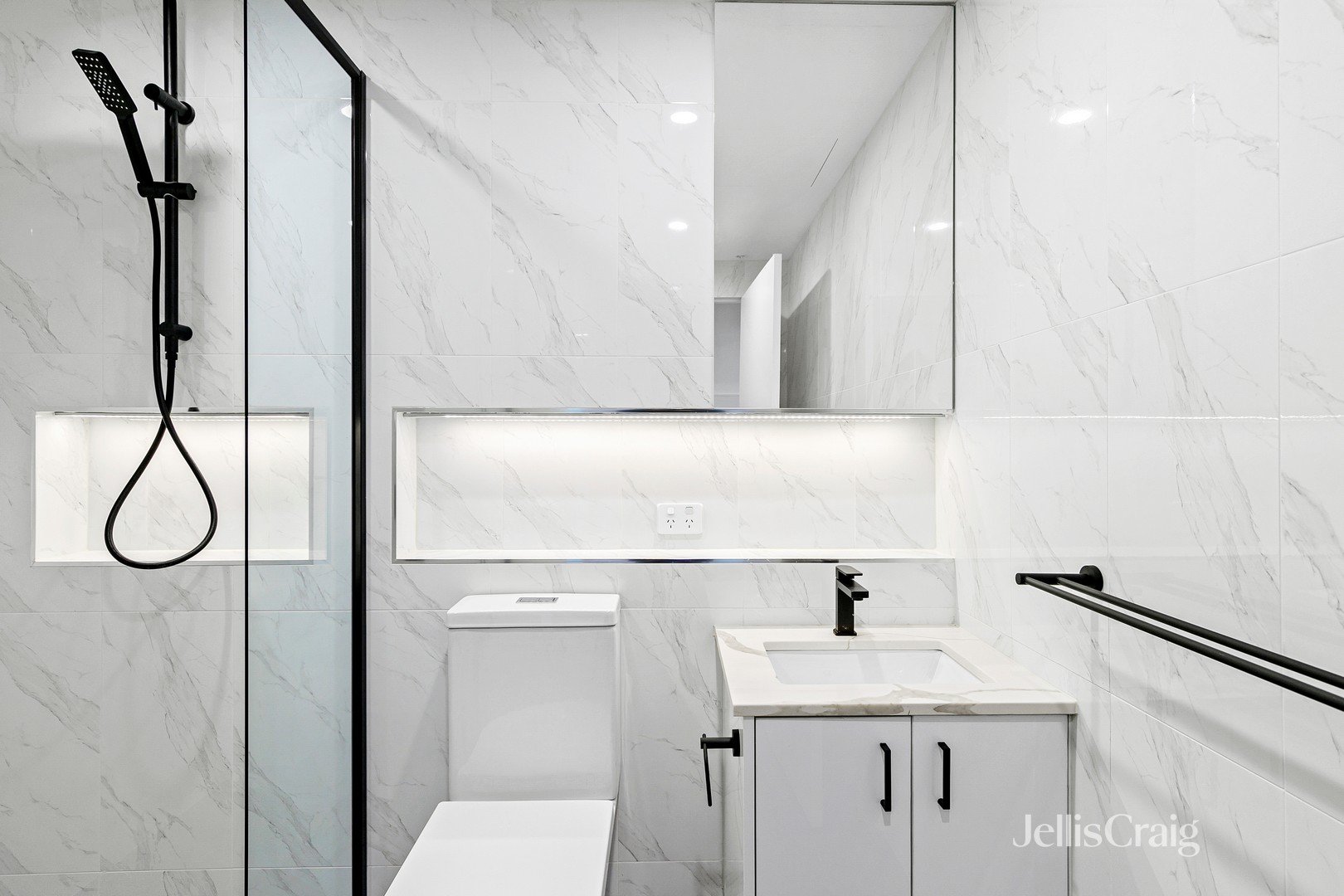 3/14 Victoria Street, Williamstown image 7
