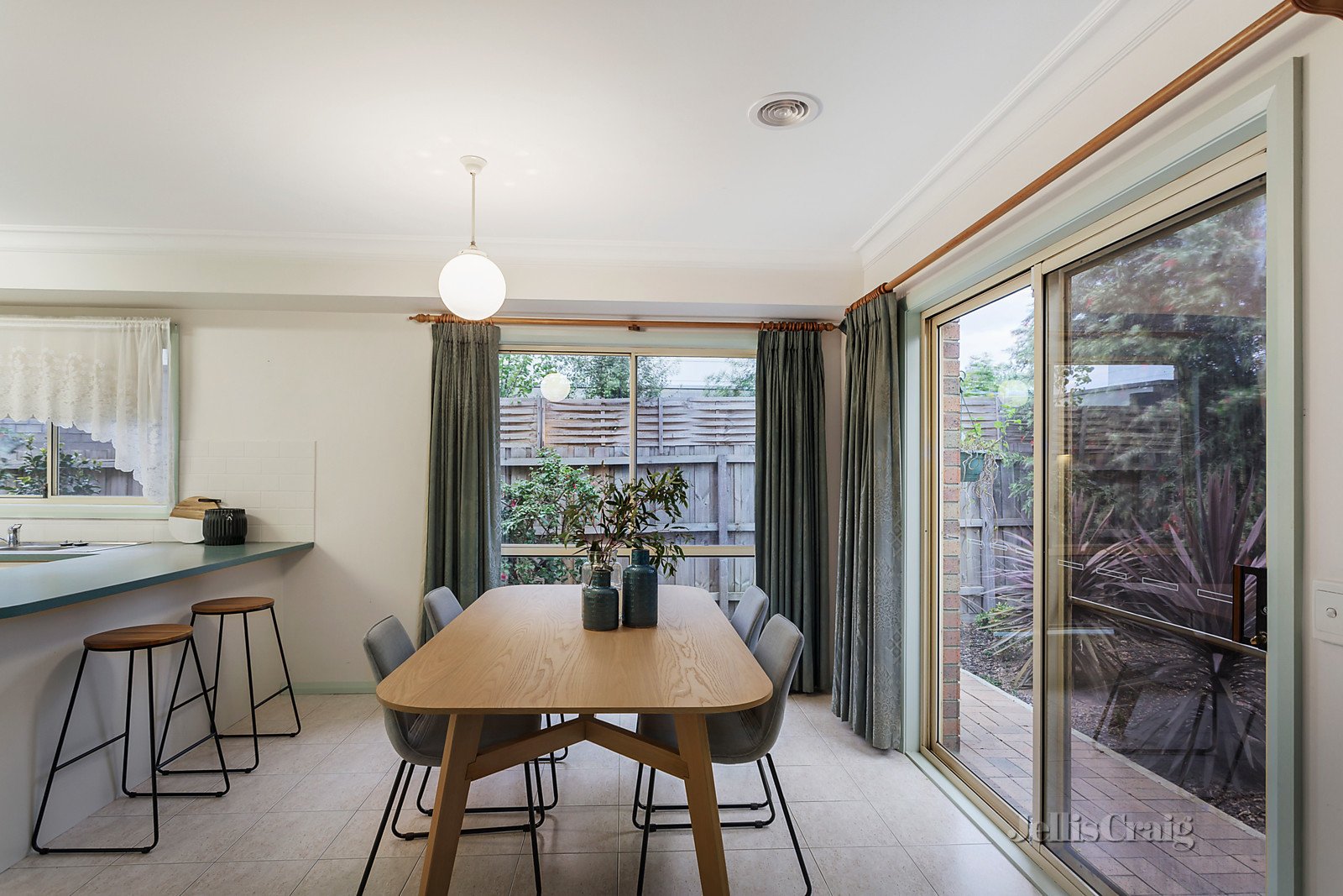 3/140 Darebin Road, Northcote image 3