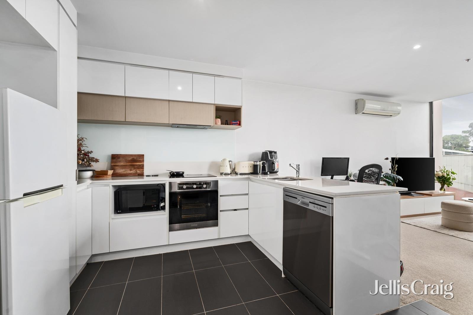 314/2 Golding Street, Hawthorn image 2